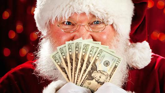 Дохід Санта-Клауса за минулий рік становить кругленьку суму 
в іноземній валюті.
